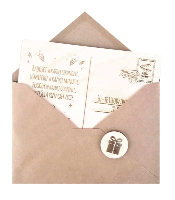 U - główne Drewniana grawerowana kartka z personalizowanym grawerem z okazji urodzin - obrazek 1