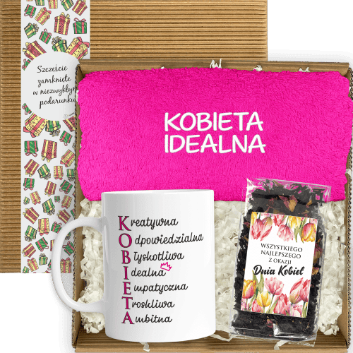Otwarty box z kubkiem, herbatą i ręcznikiem Otwarty box z kubkiem, herbatą i różowym ręcznikiem z haftem Kobieta Idealna